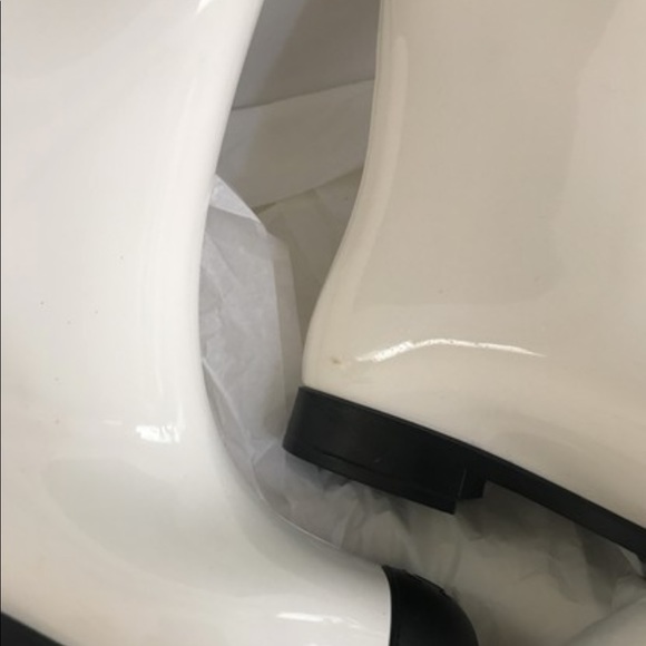 Chanel 19C Ivory White Black CC Logo PVC B… - Picture 11 of 11